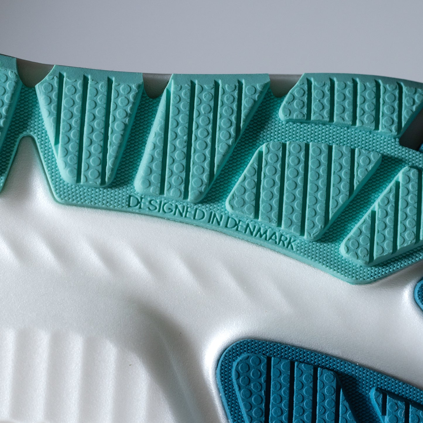 MOVV Nostara Glacier - Designed in Denmark