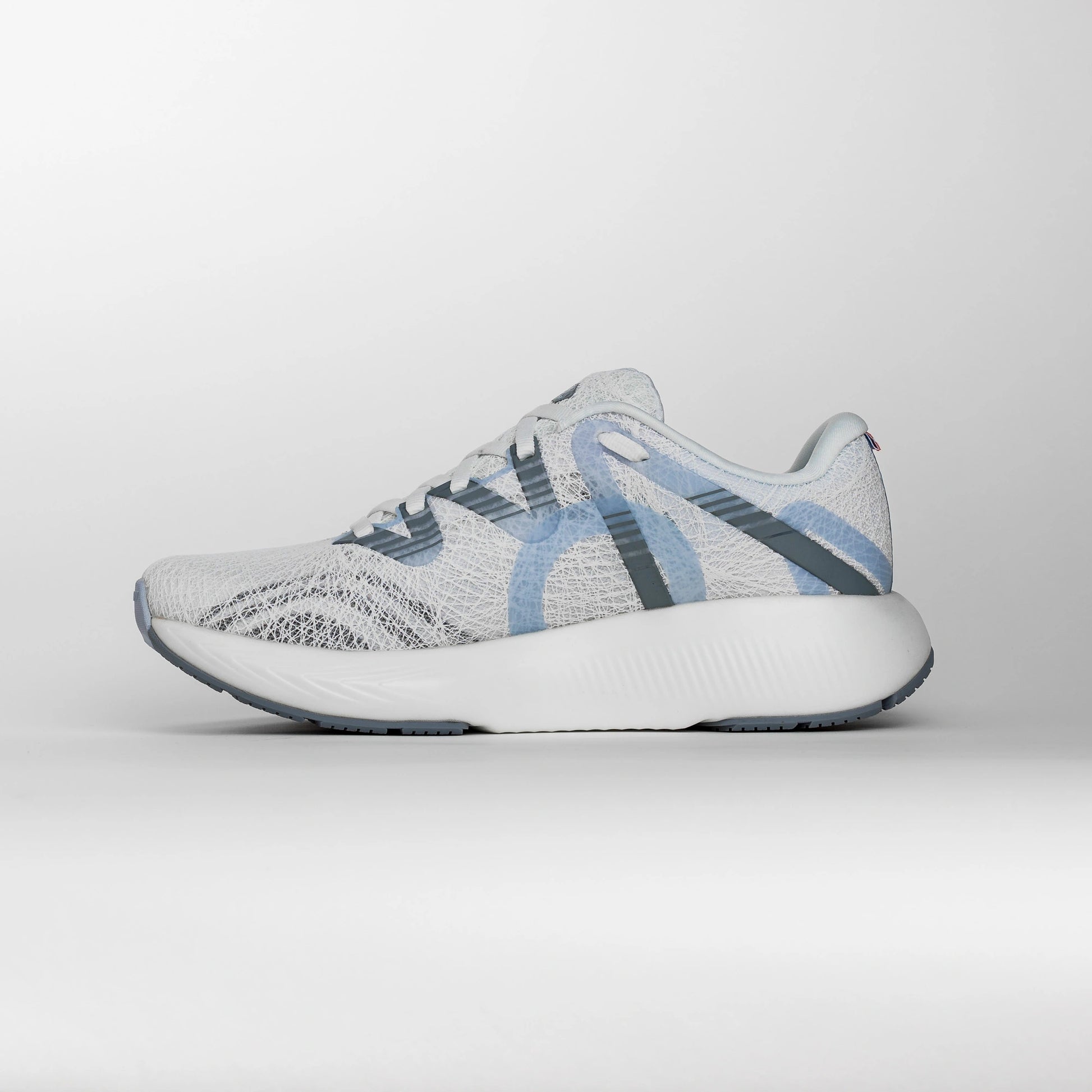 Side view of MOVV NOSTARA Women's Cloudy shoe in light gray suede.